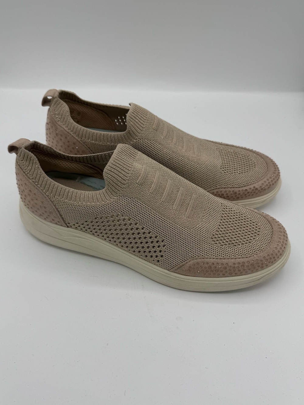 LifeStride with bzees Women's Slip-On Knit Sneakers neutral tan comfort size 7.5
